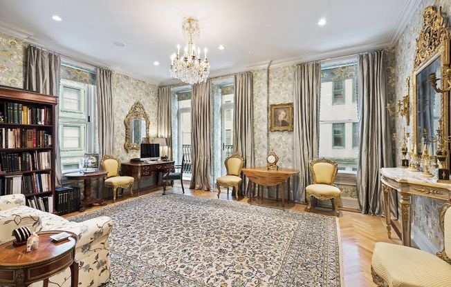 1 CENTRAL PARK S