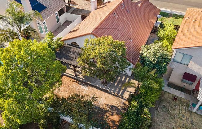 Beautifully Single Story 3 Bed/2 Bath Home with Spacious Living Room and Backyard Oasis in Murrieta!