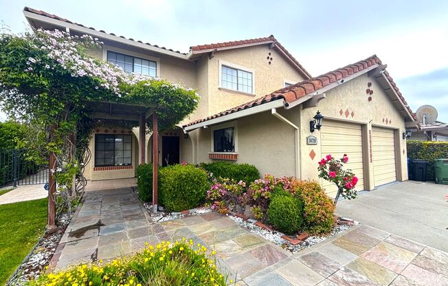 Bright & Updated 4-Bedroom Home in Northgate Neighborhood, Fremont