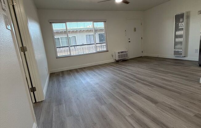 1 bed, 1 bath, 525 sqft, $1,925, Unit 9165-9