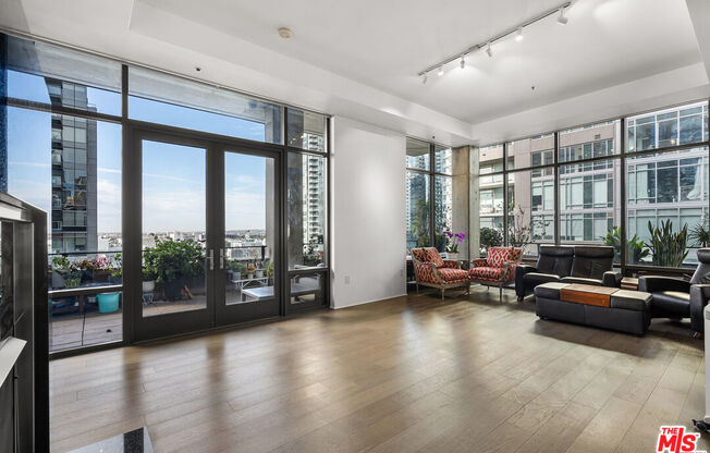 2 beds, 2.3 baths, 2,660 sqft, $10,000, Unit PH 1