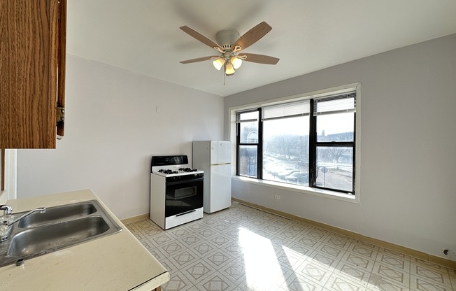 4391 ELSTON