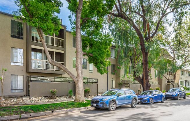 Capitol Manor Apartments