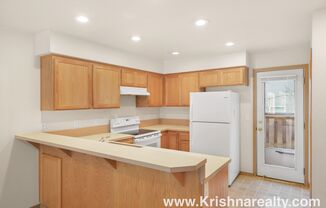 2 beds, 1.5 baths, 992 sqft, $1,650, Unit Unit #5285