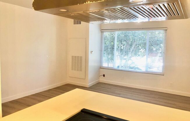 Studio, 1 bath, 425 sqft, $1,700, Unit Unit #110A