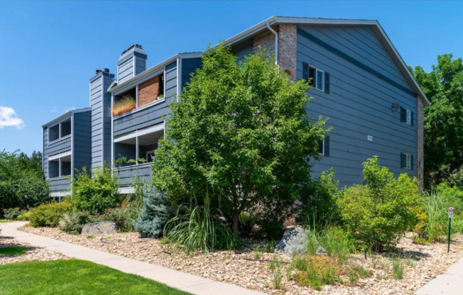 CHARMING 2 Bed 2 Bath Condo in Gunbarrel- Available NOW!