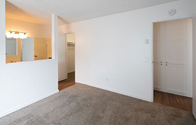 2 beds, 2 baths, 1,045 sqft, $2,695, Unit F-07