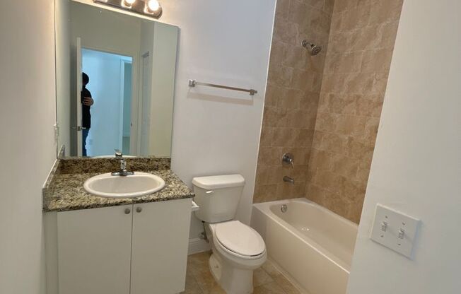 2 beds, 2 baths, 845 sqft, $2,100, Unit B306