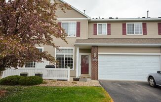 Beautiful Boulder Ridge townhome