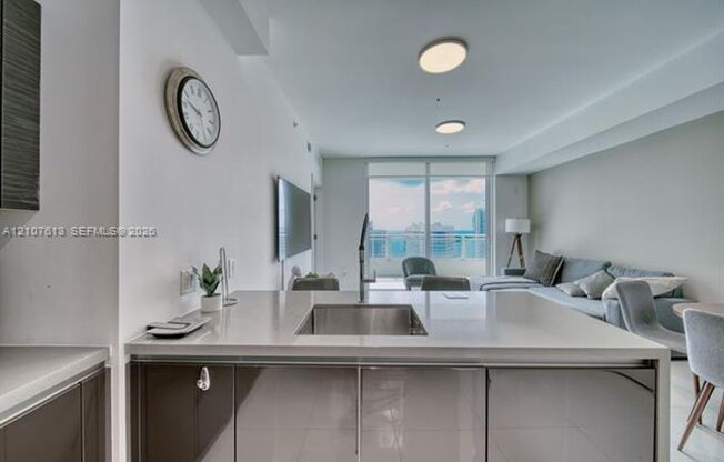 1 bed, 1.5 baths, $4,150, Unit # 3802