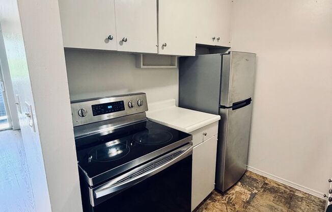Eden Roc Apartments
