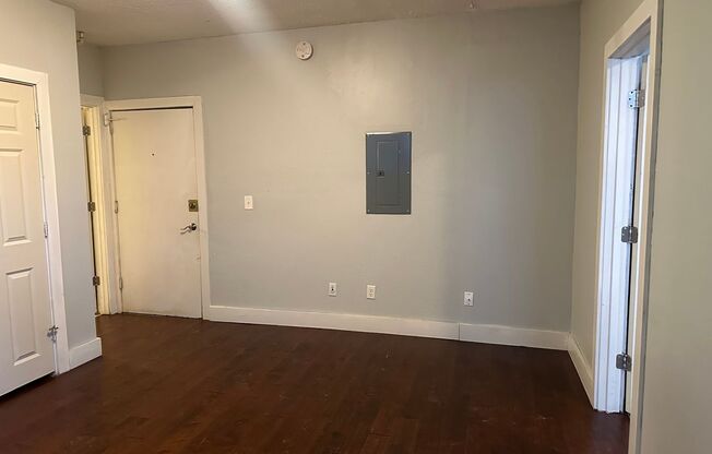 1 bed, 1 bath, 600 sqft, $999, Unit Unit A
