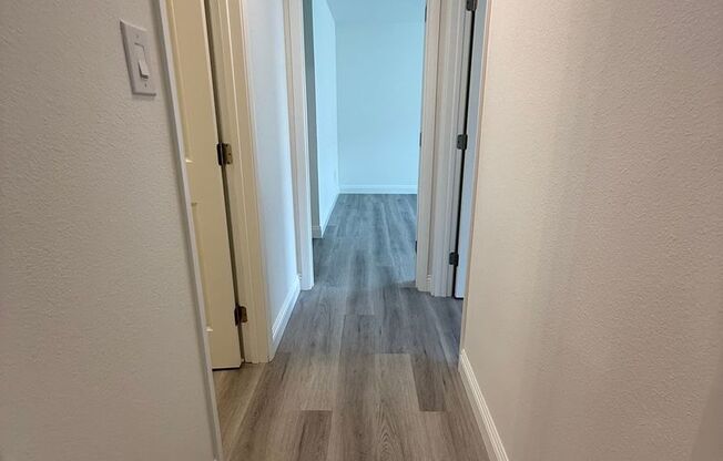 2 beds, 1 bath, 850 sqft, $2,325, Unit 9185-10