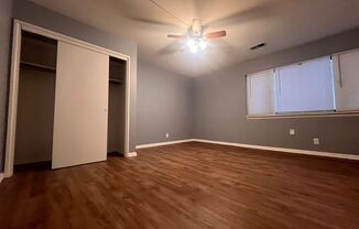 Studio, 1 bath, 300 sqft, $795, Unit 6