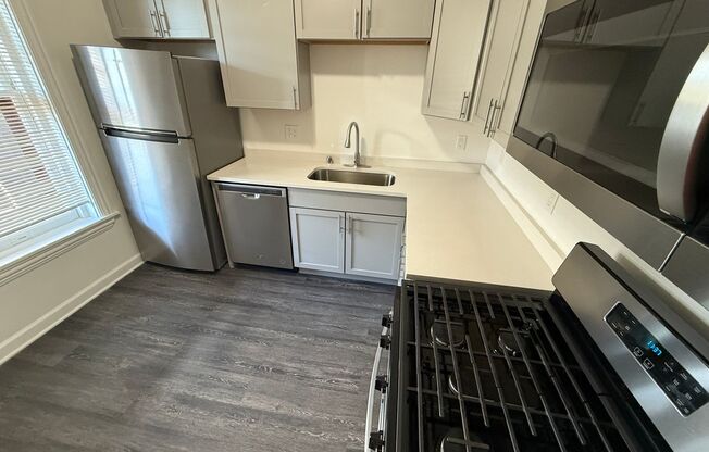 2803 E. Belleview Pl.