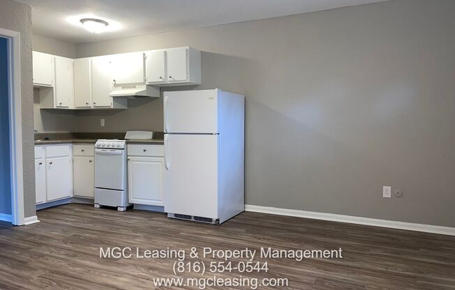 2 beds, 1 bath, 585 sqft, $995, Unit 307-1 SE Grand Ave