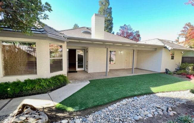 10120 N. Heather Dr.