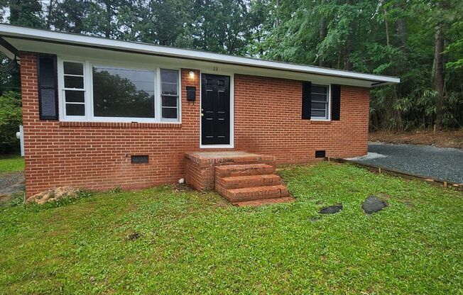 Chapel Hill / 3BR House on Bolin Heights AVAILABLE NOW