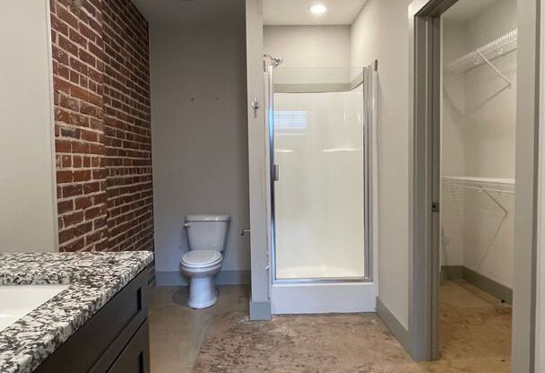 3 beds, 2 baths, 1,342 sqft, $2,058, Unit Bay 5 Unit 123
