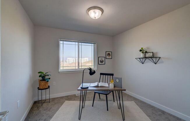 3 beds, 2.5 baths, 1,480 sqft, $3,140, Unit 2667-101