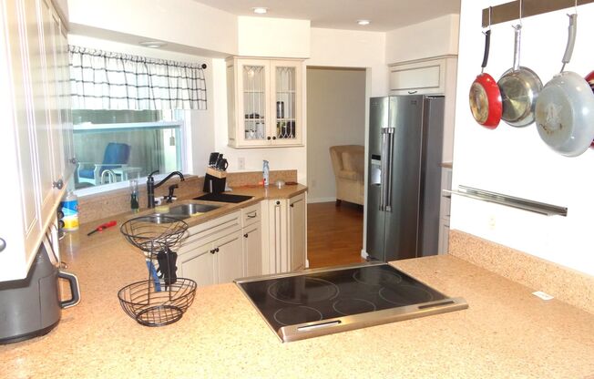 1 bedroom for rent in this single family home.