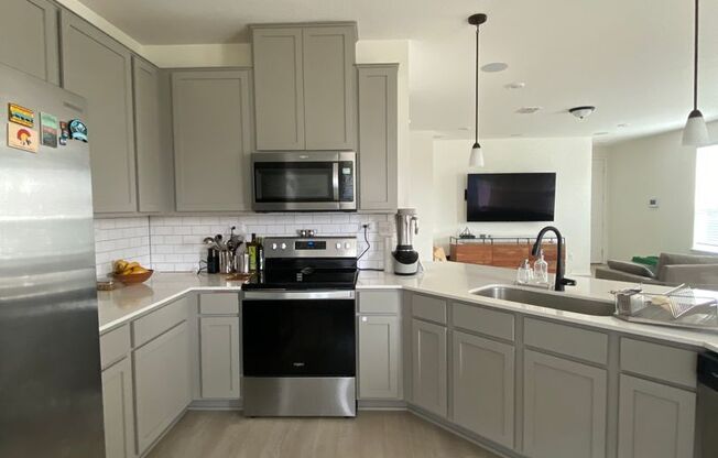 Move in Ready 3 BD/2.5 BA with a Garage Minutes from