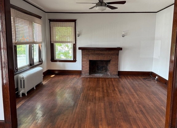 4 HIGHLAND AVE