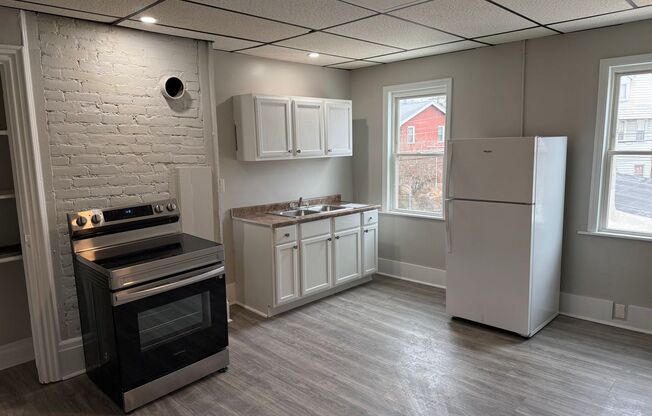 1932 Lowrie St #3 - PW