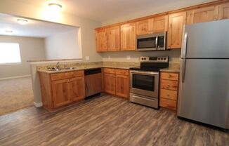 3 beds, 2.5 baths, 1,200 sqft, $1,295, Unit 129