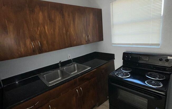 2 beds, 1 bath, 816 sqft, $900, Unit 1514