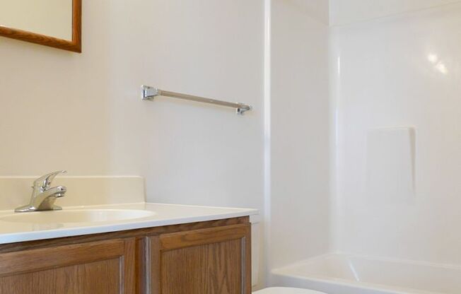 2 beds, 2 baths, 1,075 sqft, $1,450, Unit 12 - 01
