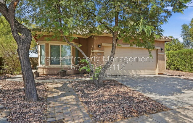 3633 W WEBSTER CT