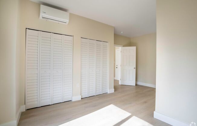 1 bed, 1 bath, 414 sqft, $1,900, Unit APT_15
