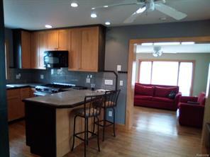 2 beds, 2 baths, $1,975