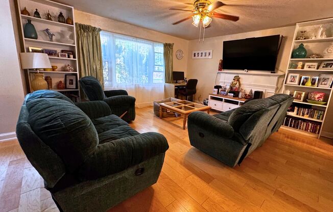 North Arlington 4BR, 2BA with Garage & Fenced Yard