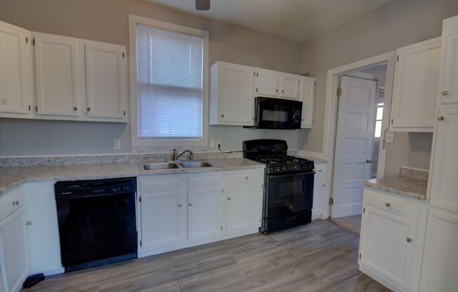 3BD, 2BA, Single Family House