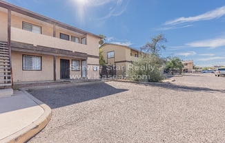 735 E HAZEL DR