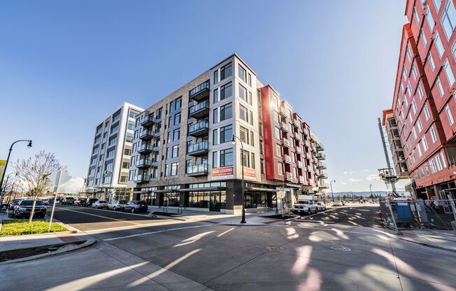 1 bed, 1 bath, 731 sqft, $2,500, Unit 404