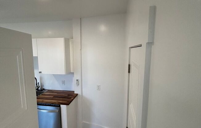 1 bed, 1 bath, 540 sqft, $1,399, Unit Unit 5