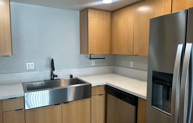 2 beds, 2 baths, 986 sqft, $2,875, Unit 81