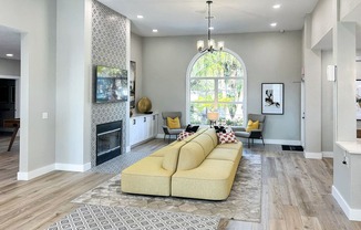 Remodeled clubhouse with fireplace, TV and WiFi