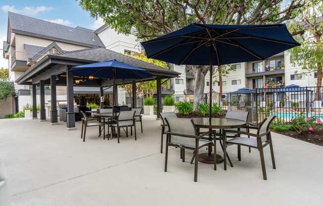 Cabana courtyard seating at 55+ FountainGlen Goldenwest, Westminster, CA