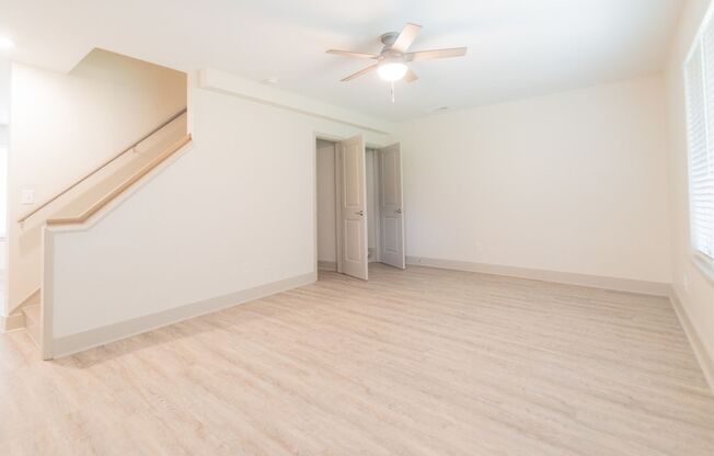 3 beds, 2 baths, 1,265 sqft, $2,250, Unit 551WD06