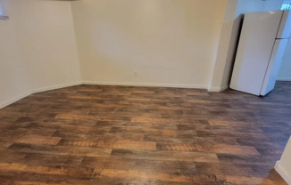 1 bed, 1 bath, 700 sqft, $995