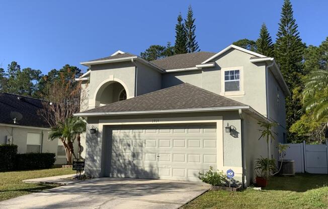 1914 PALMETTO PINE LN