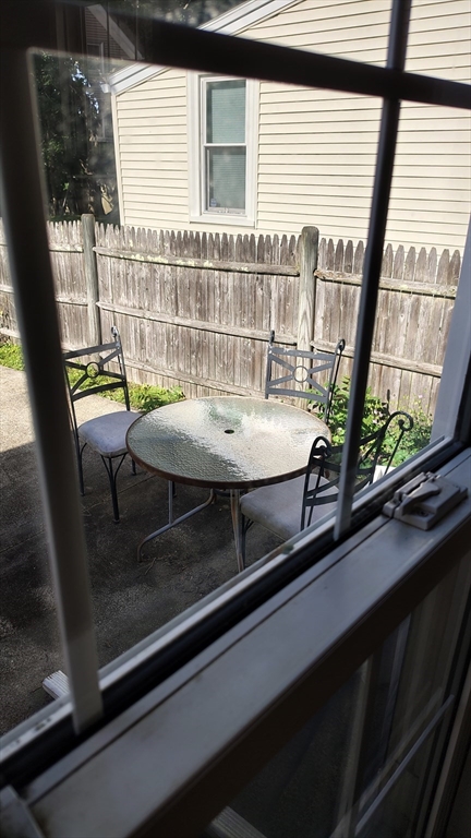 133 BATES AVE