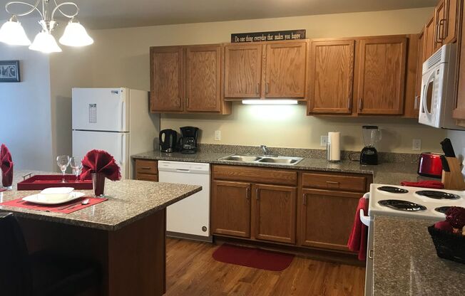 1 bed, 1 bath, 803 sqft, $1,295, Unit 1209