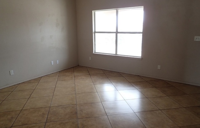 3 beds, 2 baths, $1,415