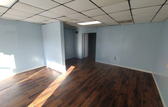 5615 WESCONNETT BLVD