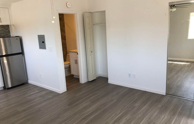 Studio, 1 bath, $1,945